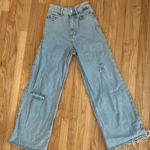 ZARA wide leg high rise jeans!!